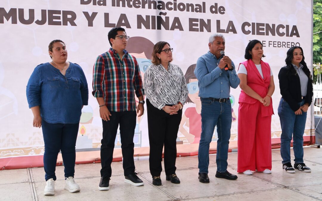 Exposición por Día Internacional de “La Mujer y la Niña en la Ciencia” en el Parque Central