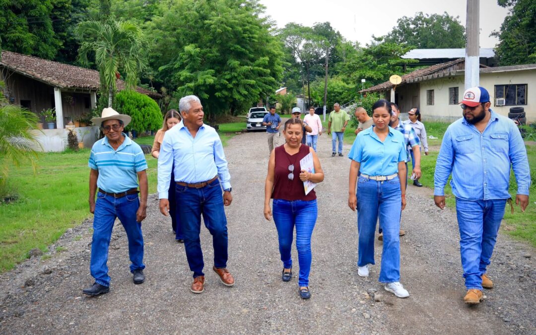 Supervisión de Trabajos en la Localidad de Hidalgo